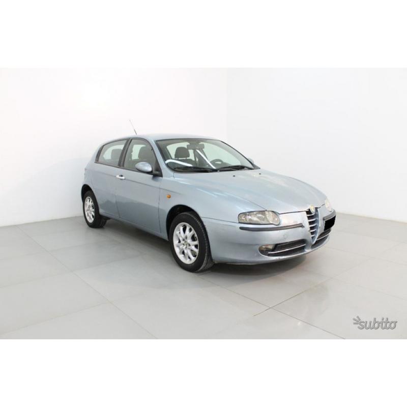 ALFA ROMEO 147 1.9 JTD 16V Distinctive
