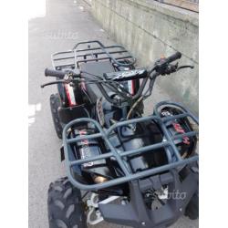 Quad 125c con marcia avanti e una indietro
