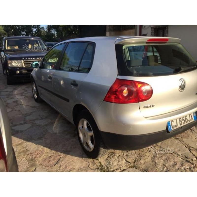 VOLKSWAGEN Golf 5ª serie - 2003