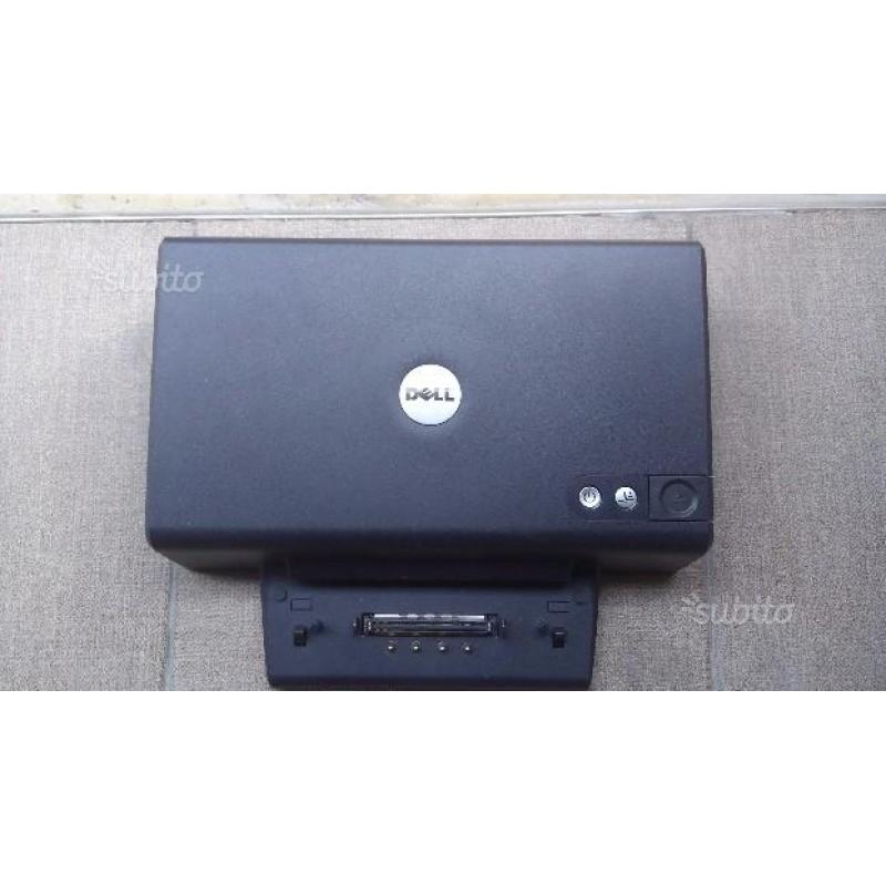5U184 Dell DOCK LATITUDE D