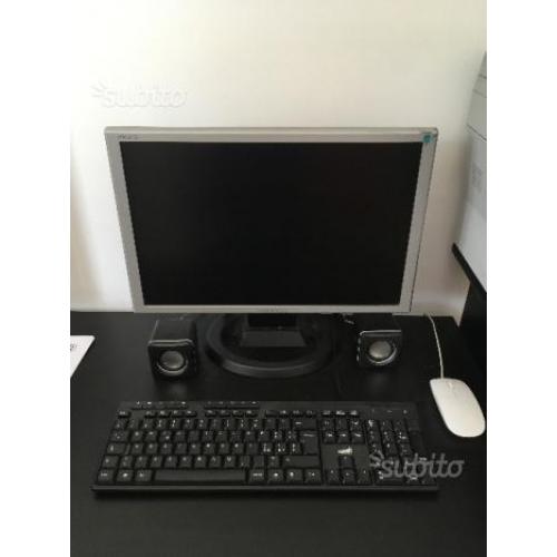 Pc fisso monitor tastiera casse mouse completo