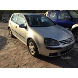 VOLKSWAGEN Golf 5ª serie - 2003