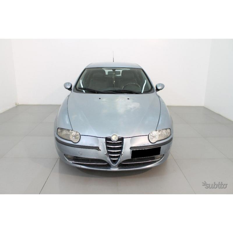 ALFA ROMEO 147 1.9 JTD 16V Distinctive