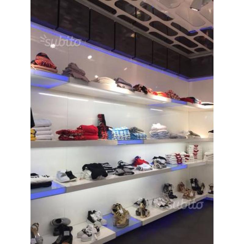 LOCALE COMMERCIALE 70 mq