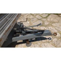 Carrello agricolo ribaltabile su tre lati