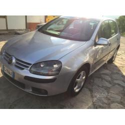 VOLKSWAGEN Golf 5ª serie - 2003
