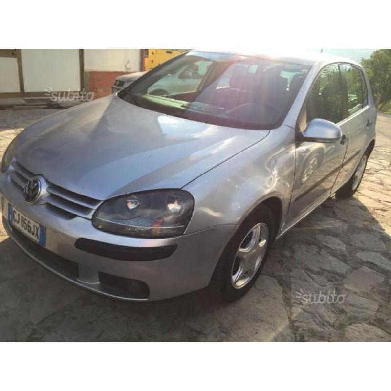 VOLKSWAGEN Golf 5ª serie - 2003