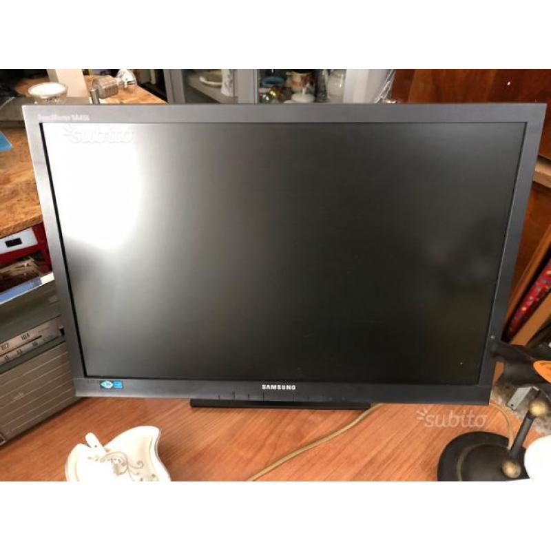 Monitor Samsung syncmaster Sa450 19"