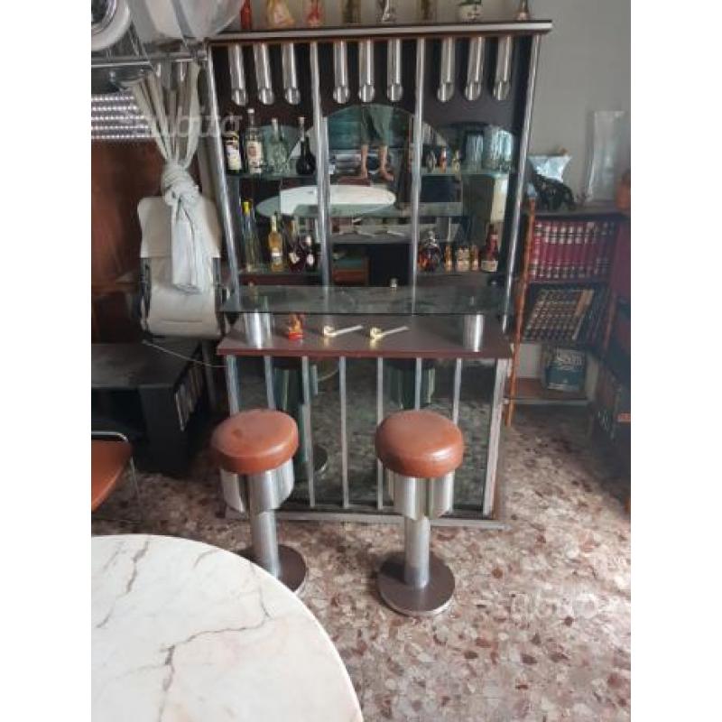 Mobile bar sgabelli vintage