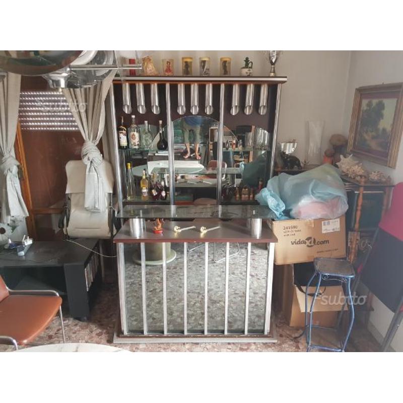 Mobile bar sgabelli vintage