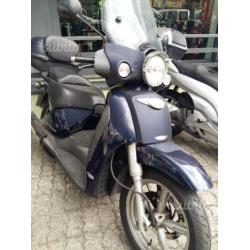 Aprilia Scarabeo 250 - 2005