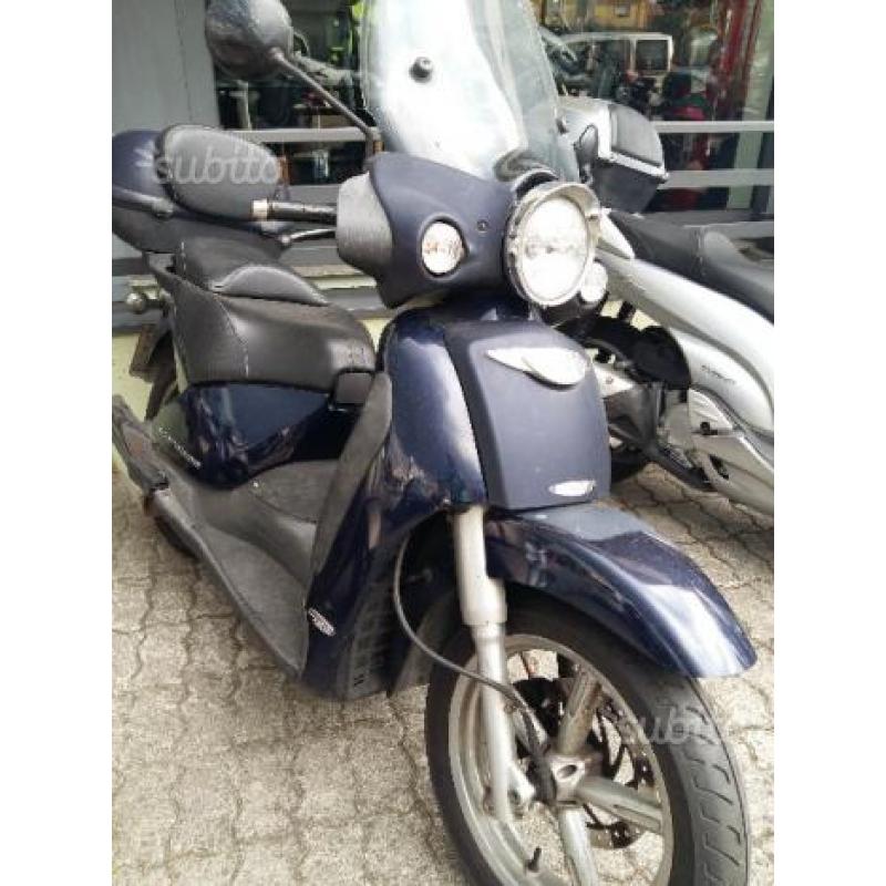 Aprilia Scarabeo 250 - 2005