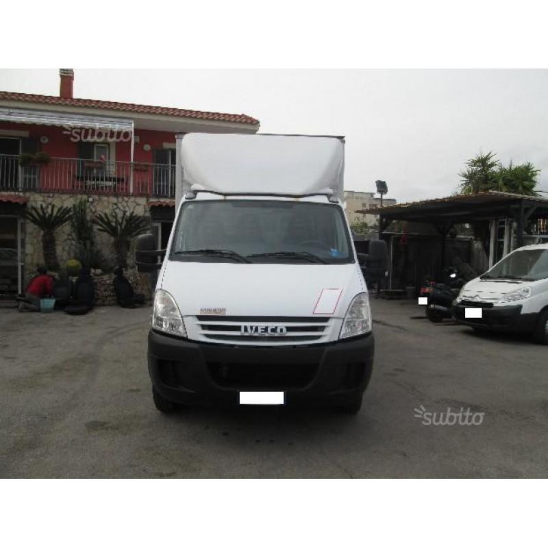 Iveco daily 50c18 con cassa cubo gemellato 08