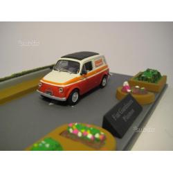 Fiat 500 Universal Hobbies diorama 1/43
