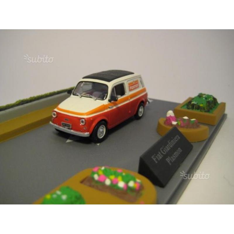Fiat 500 Universal Hobbies diorama 1/43