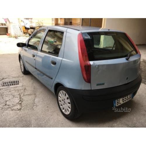 Fiat punto 1.2 a benzina anno 2000 anche con atto