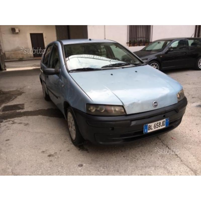 Fiat punto 1.2 a benzina anno 2000 anche con atto