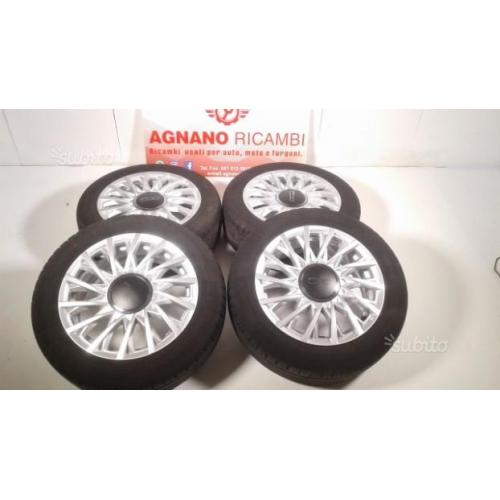 Cerchi in lega da 15 Fiat 500 3 porte