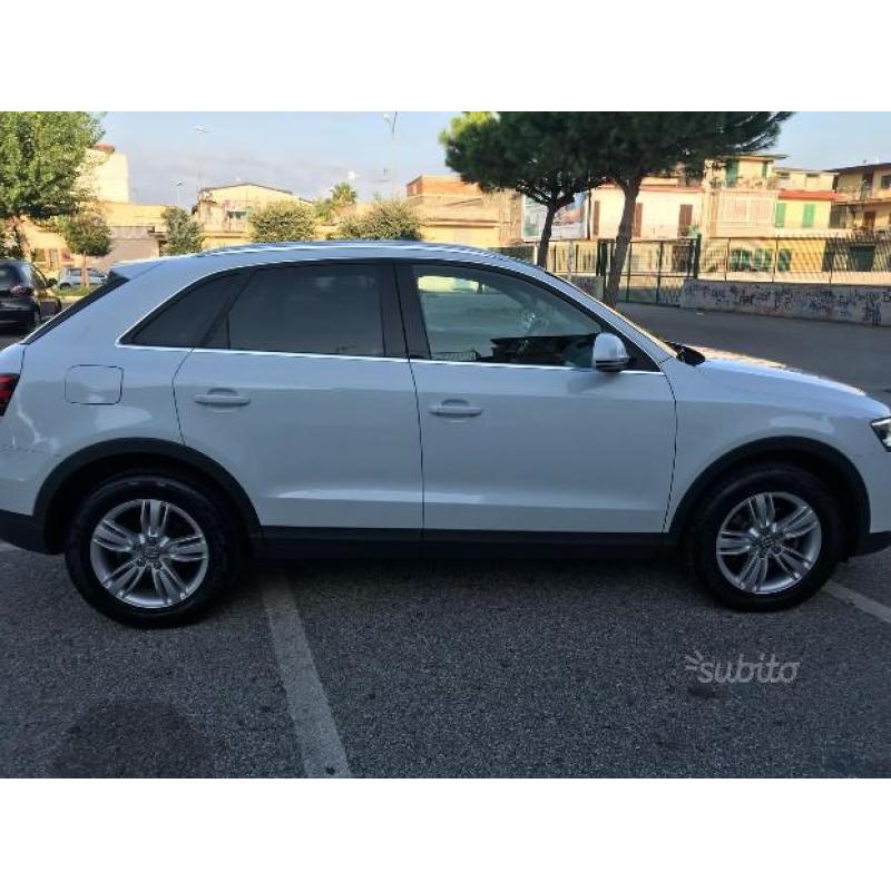 AUDI Q3 - da vetrina