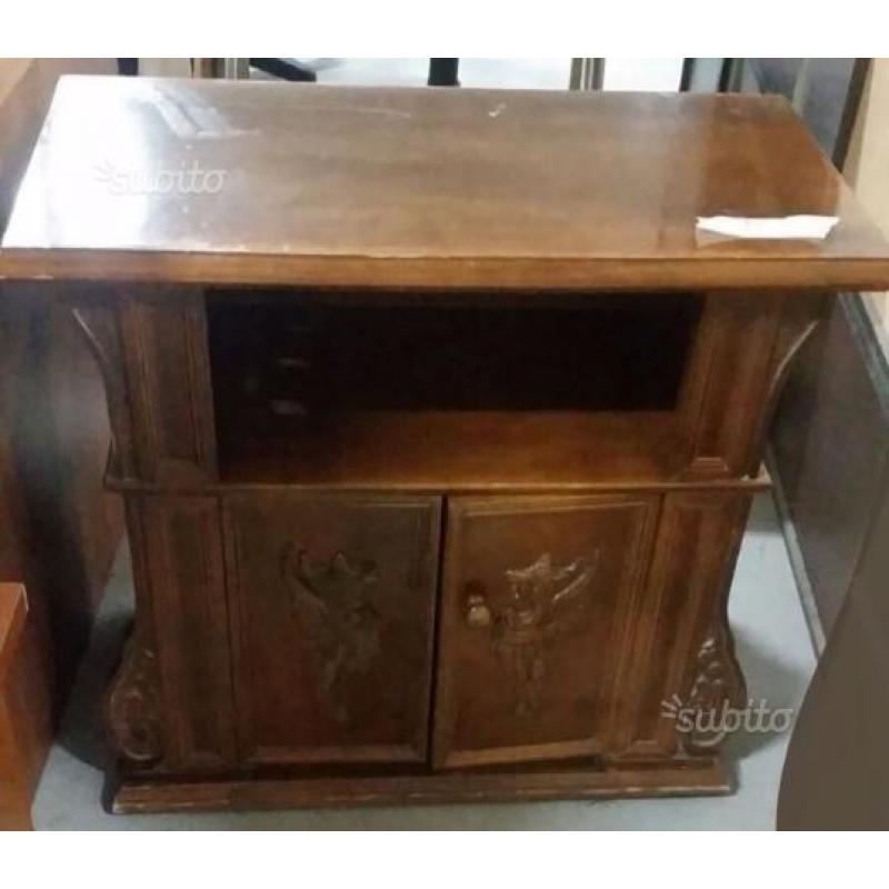 Mobiletto in legno