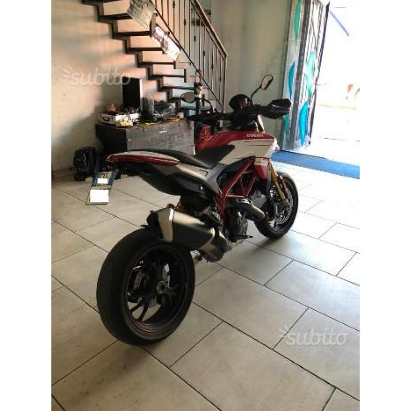 Ducati Hypermotard 939 SP 8000KM UNIPRO - 2016