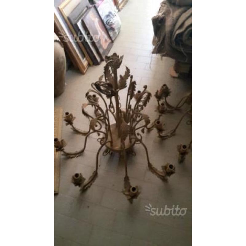 Coppia di lampadari antichi