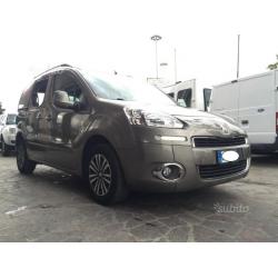 Euro 5 Anno 2013 5 Posti Autocarro PARTNER