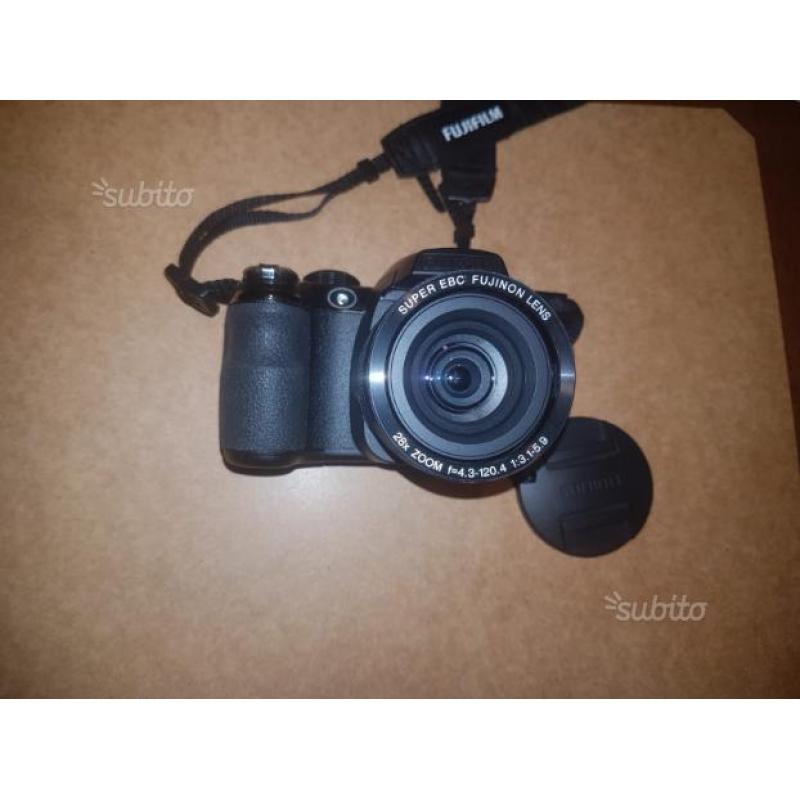 Fotocamera Fujifilm finepix s4400 nuova