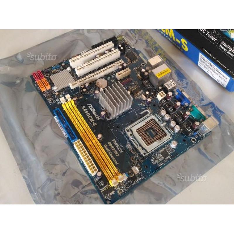 Scheda madre asrock 945GCM-S lga 775 con imballi