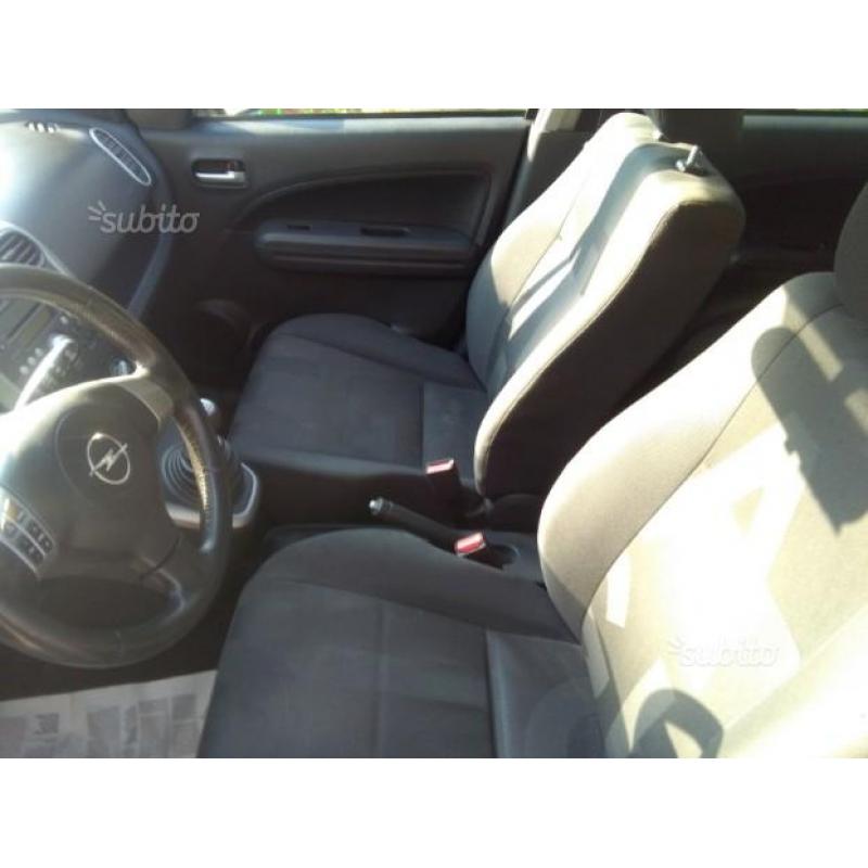 OPEL Agila 2ª serie -1000 GPL ANNO 2008