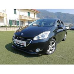 PEUGEOT 208 1.6 Hdi Allure Navi Fari Led