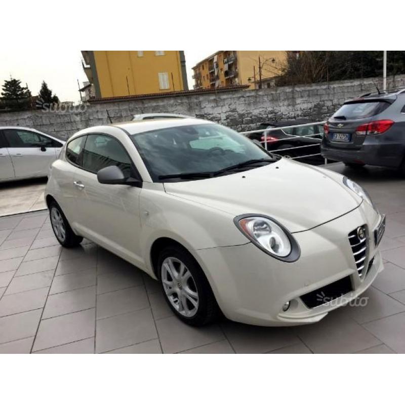 Alfa mito 1.3 mtj 95 cv distinctive blue&me