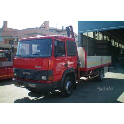 IVECO 115.17 con gru Bonfiglioli e cassone