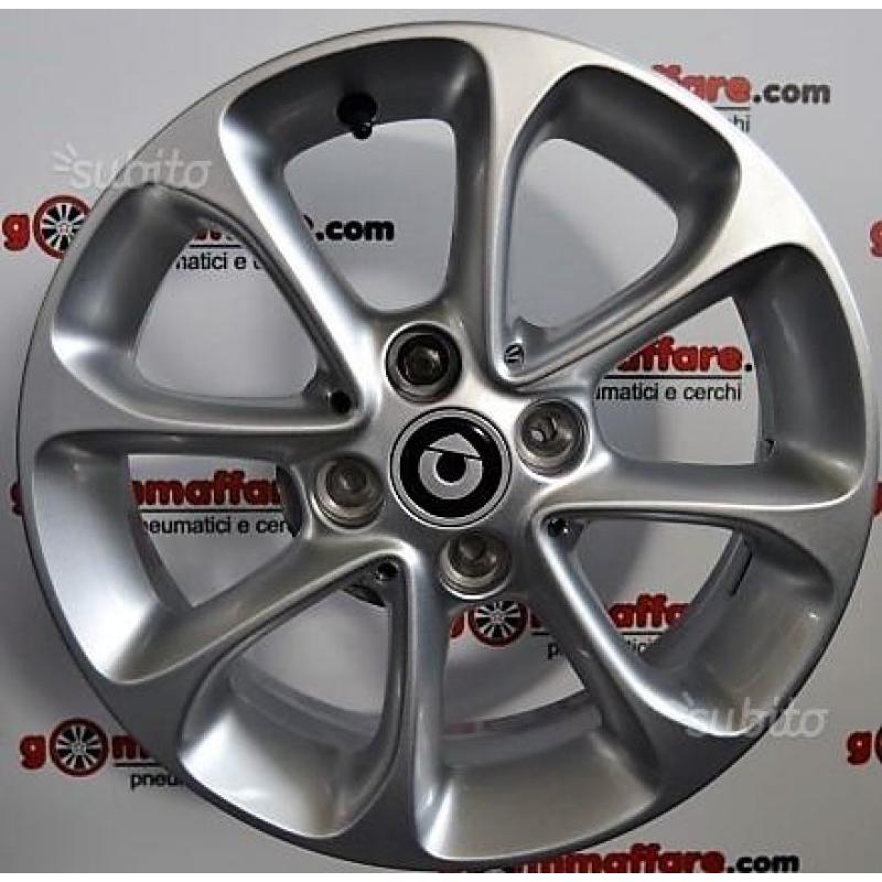 4 cerchi SEMINUOVI SMART da 15 LU-2548