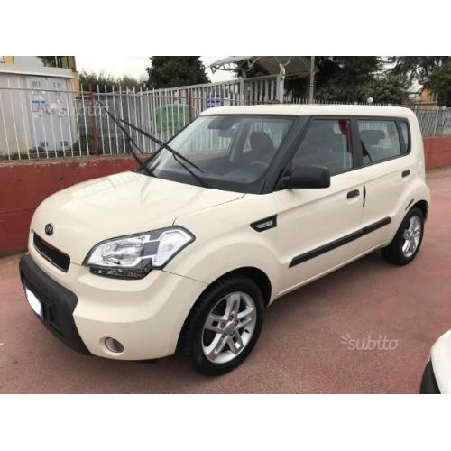 Kia soul 1.6 crdi 130cv DIESEL