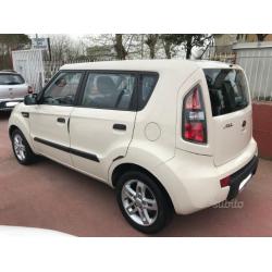 Kia soul 1.6 crdi 130cv DIESEL