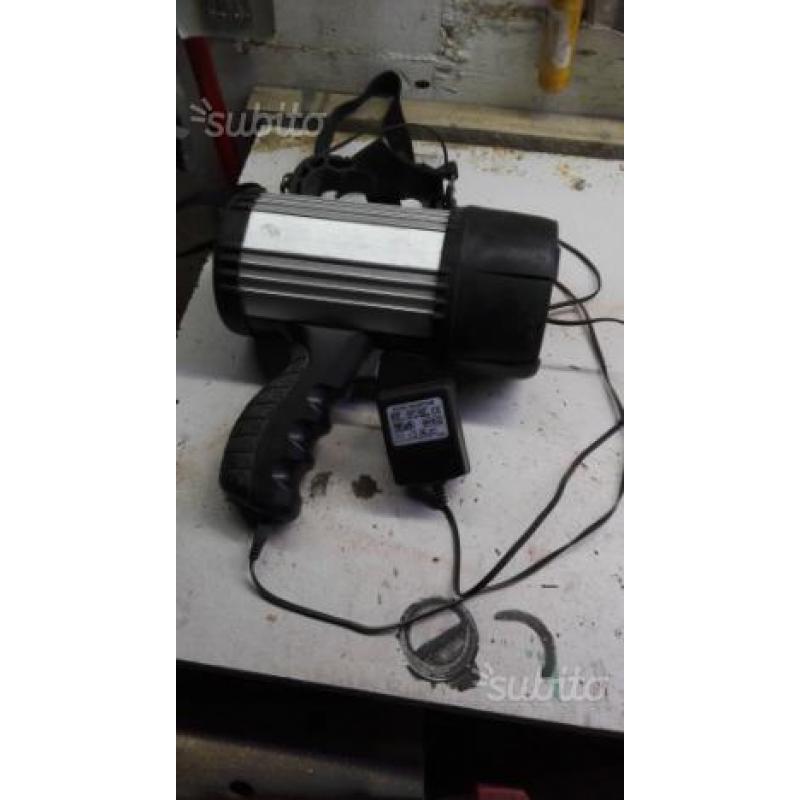 Luce pila 12 volt