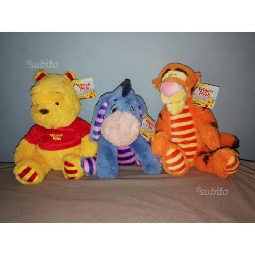 Peluche soffici Winnie the pooh 30cm con etichetta