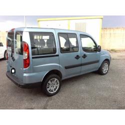 FIAT DOBLO 105 cv MJT  Vetrato con 5 posti