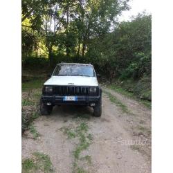 Jeep cherokee xj 2500cc offroad fuoristrada 4x4