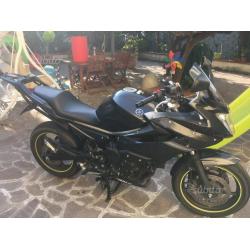 Yamaha XJ 600 Diversion - 2011
