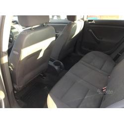 VOLKSWAGEN Golf 5ª serie - 2003