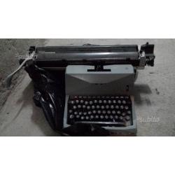 Macchina per scrivere Olivetti