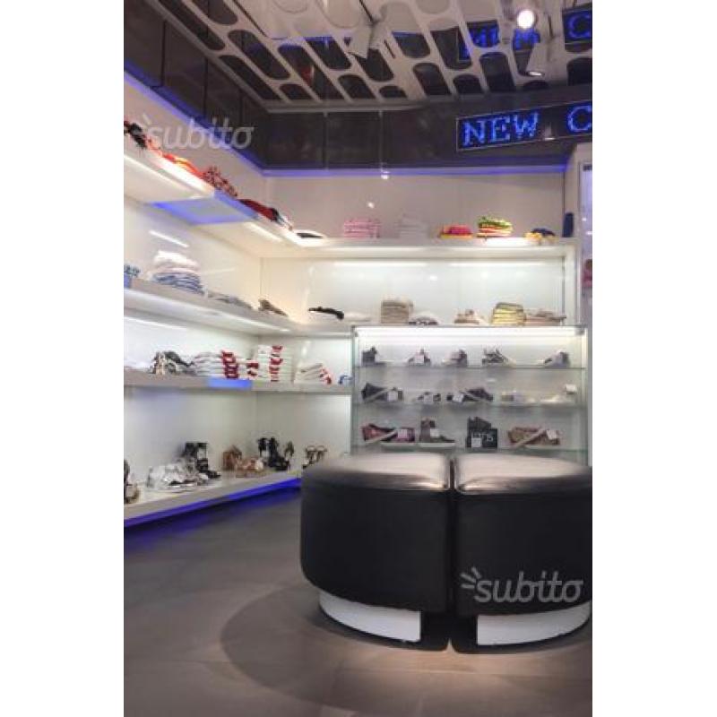 LOCALE COMMERCIALE 70 mq